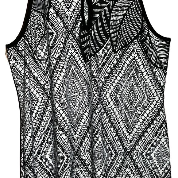 NWT ASHLEY STEWART Women’s Black White Geometric Floral Maxi Dress Size 18/20 - Picture 3 of 13